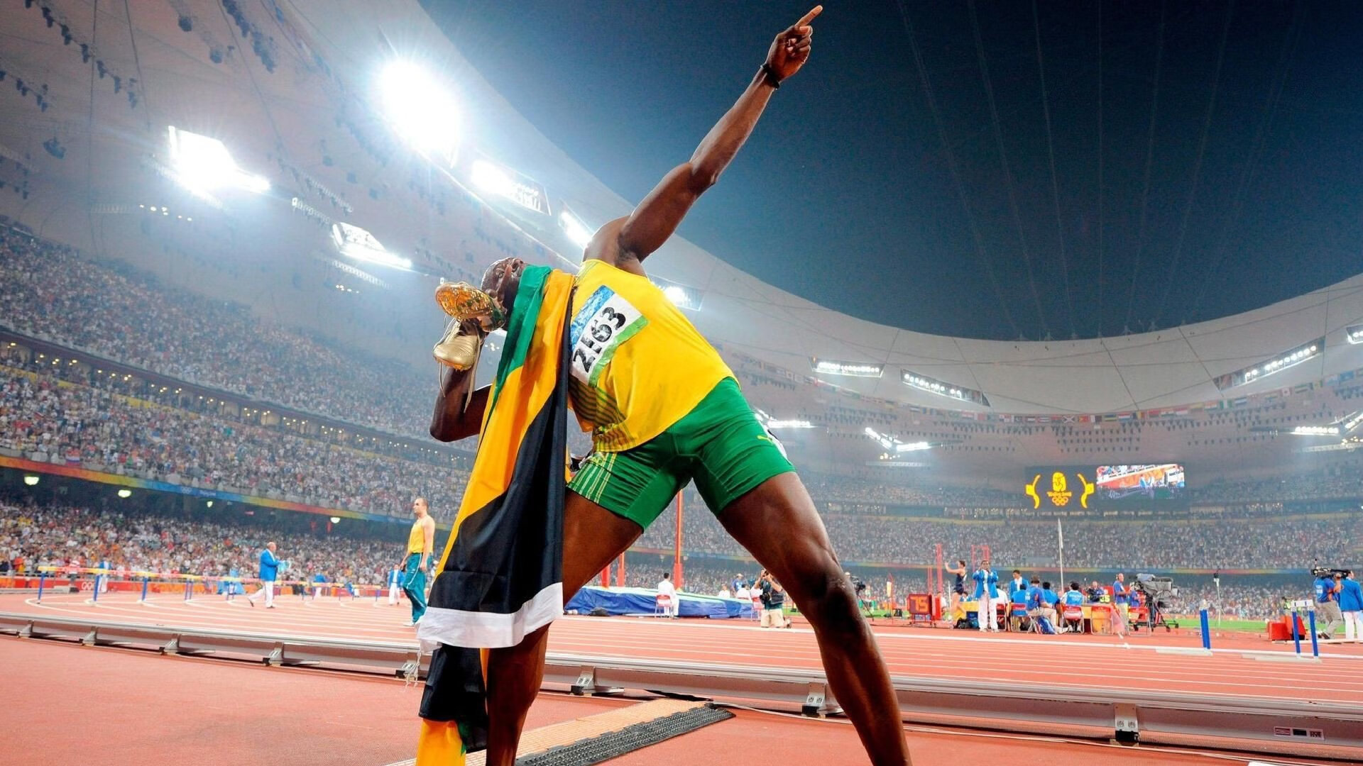 足球赛事商业价值提升，足球比赛商业价值